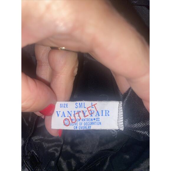 Vintage Vanity Fair Tricot Nylon Antron Half Slip Lace Trim Hem Sz Small USA - Picture 5 of 6